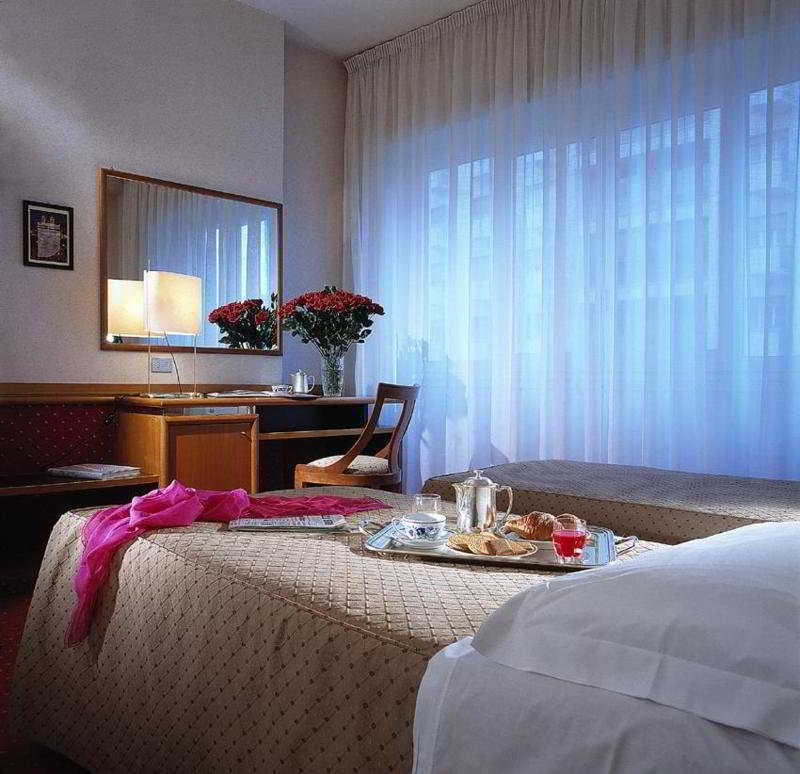 Hotel Western Piccadilly 4*